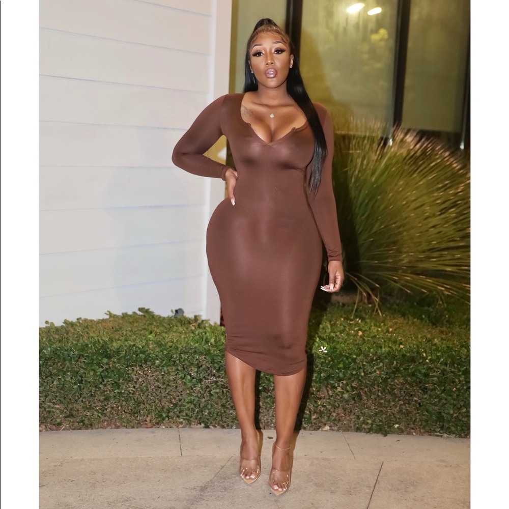 Long Sleeve Dress ✨ prices are cheaper on our site ✨